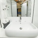 Chiaia 197 Deluxe 4* Neapel