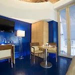 Chiaia 197 Deluxe Pensionat 4*