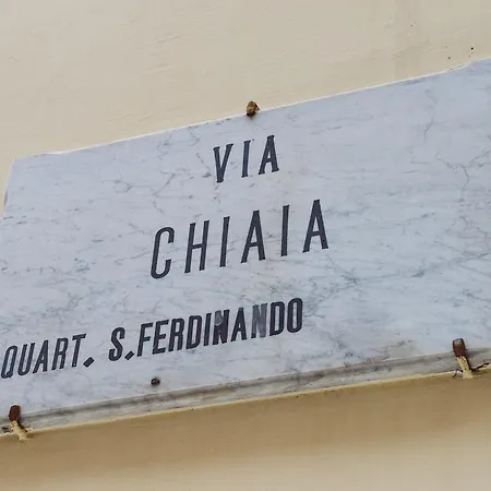 Chiaia 197 Deluxe 2* Napoli