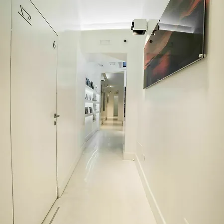 Affittacamere Chiaia 197 Deluxe 4*